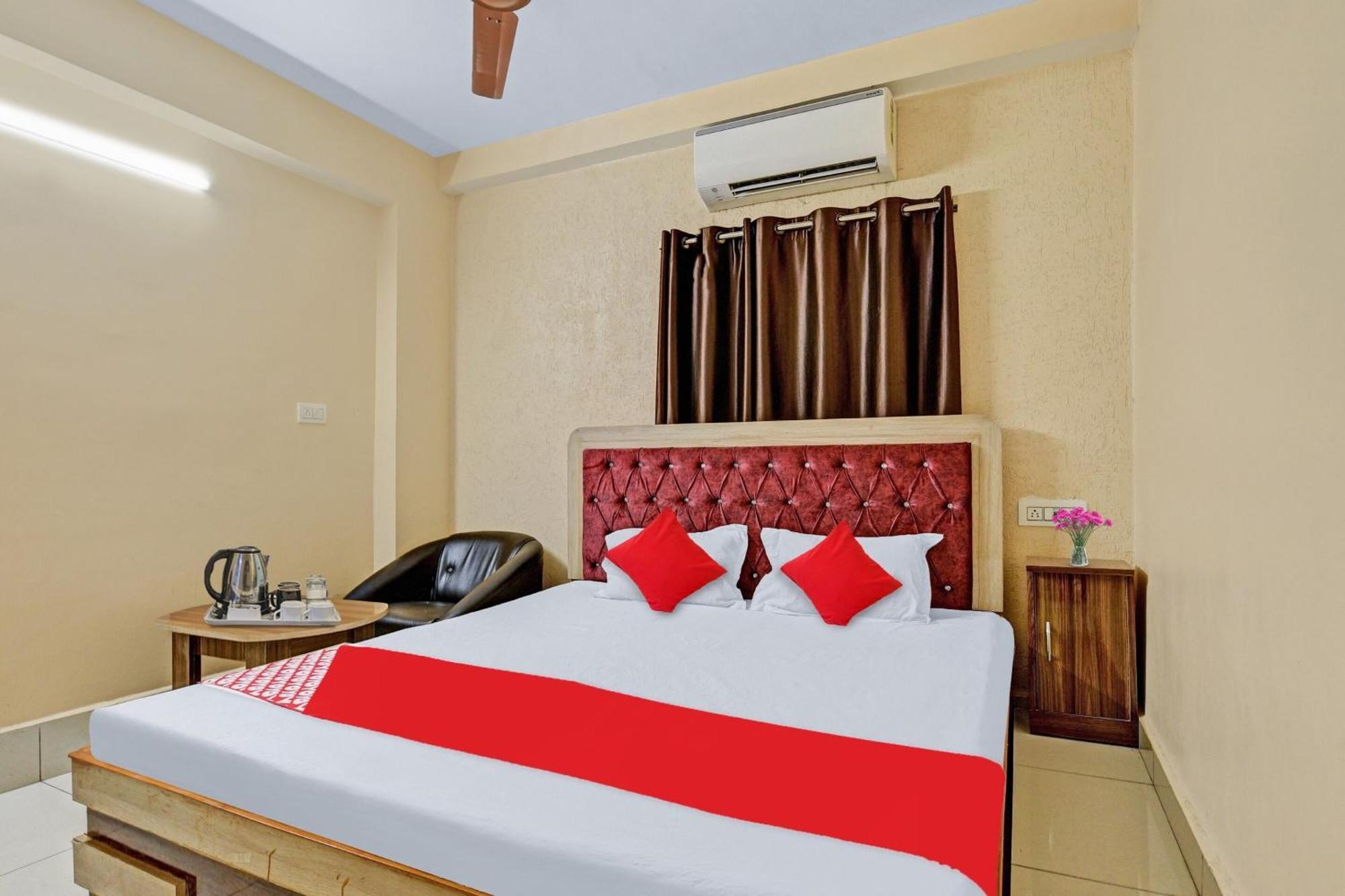Hotel O Sri Jagarnath Banquet & Hotel Ranchi Bagian luar foto